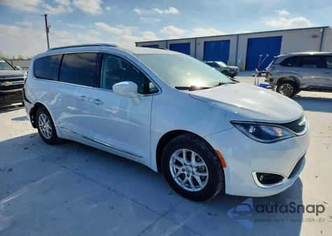 2020 Chrysler Pacifica Touring L z USA, uszkodzony, nr VIN 2C4RC1BG3LR124840